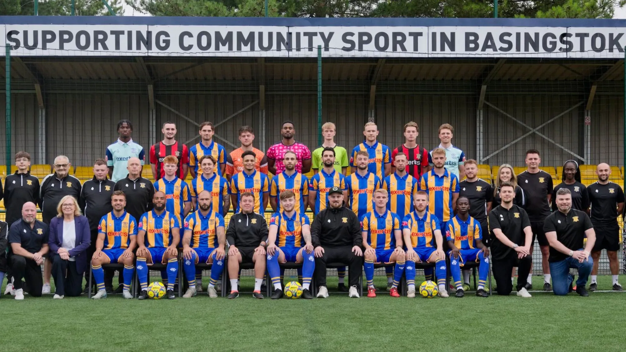 Basingstoke Town FC Kit Hub in Kit Revolution