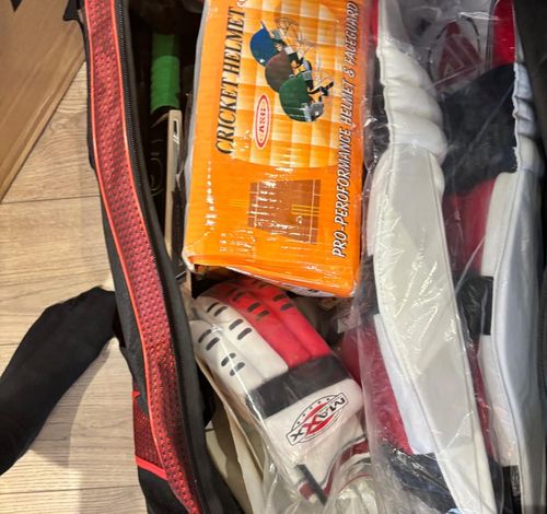 Adult Cricket Equipment - New without Tags (NWOT) condition. 