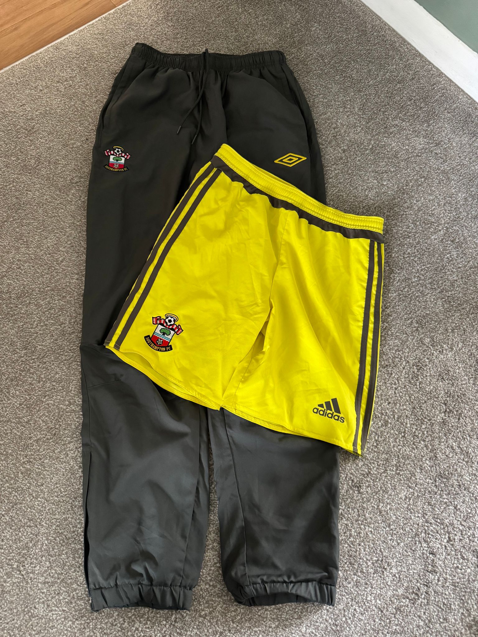 Teens Football Clothing - Size 13-14 - Good condition. 