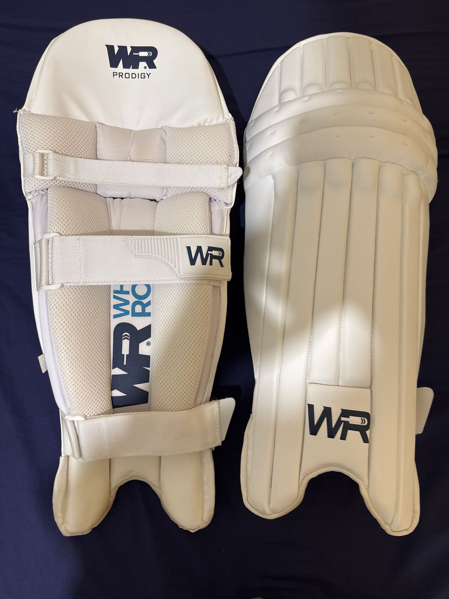 Adult Cricket Equipment - New without Tags (NWOT) condition. 