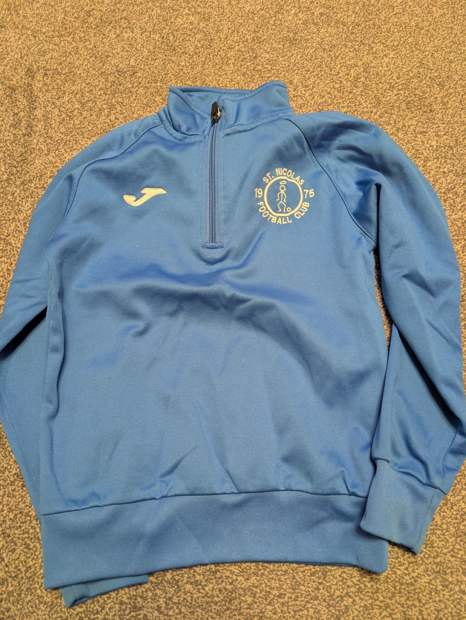Youth Football Clothing - Size Xs - Match worn condition. 