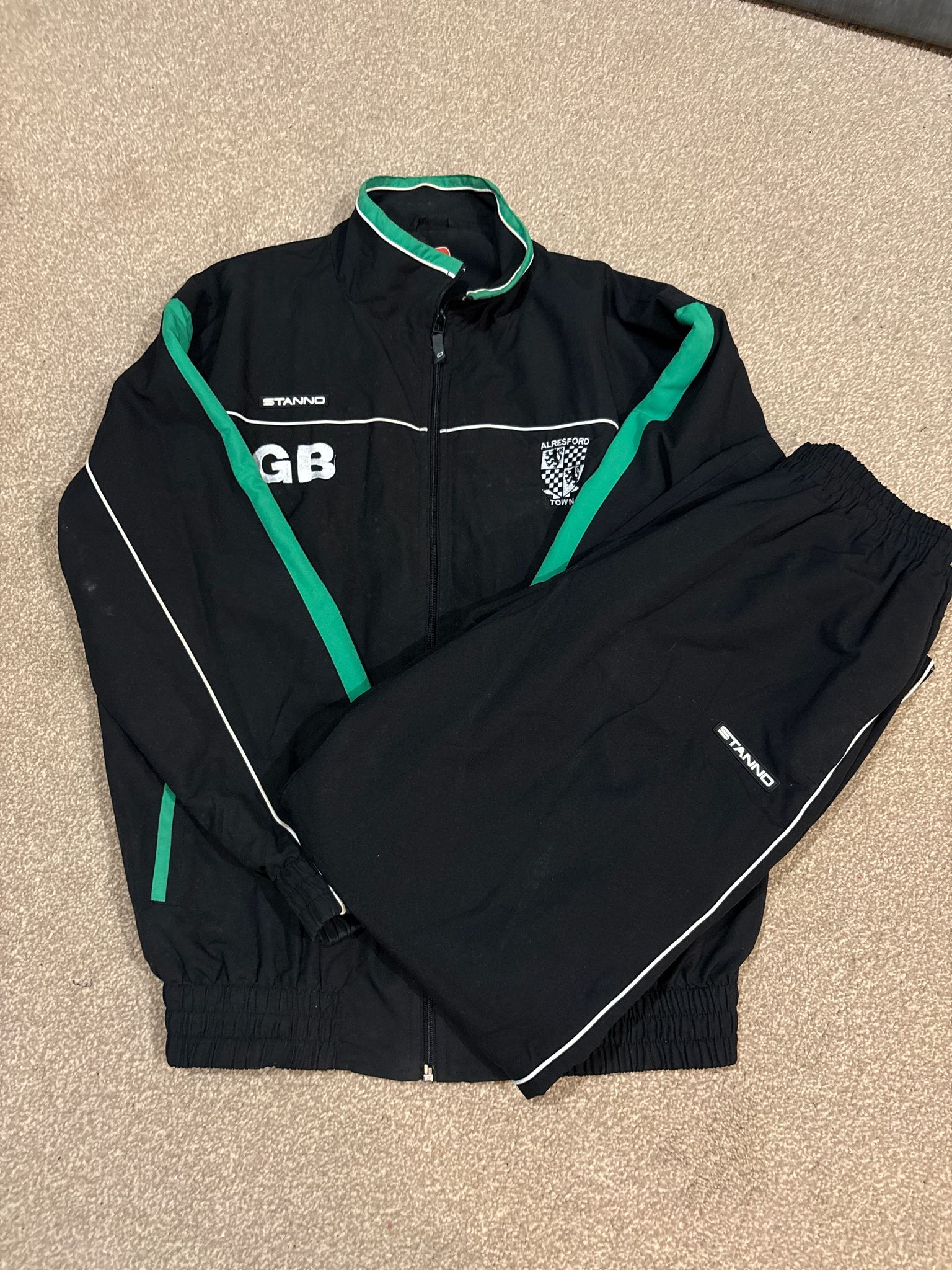 Kit Revolution Item Image