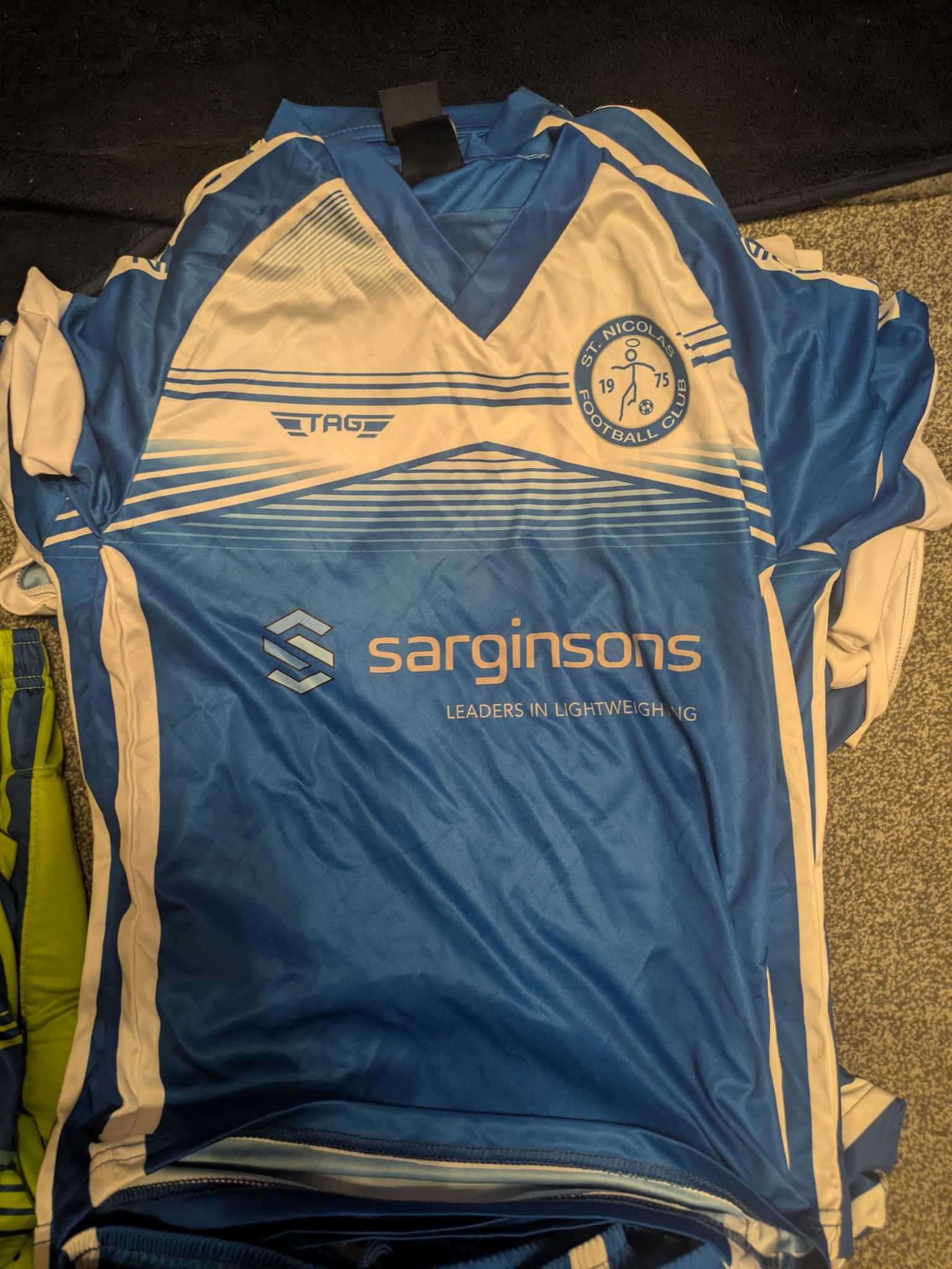 Youth Football Clothing - Size Mixed small junior up to large junior - Match worn condition.