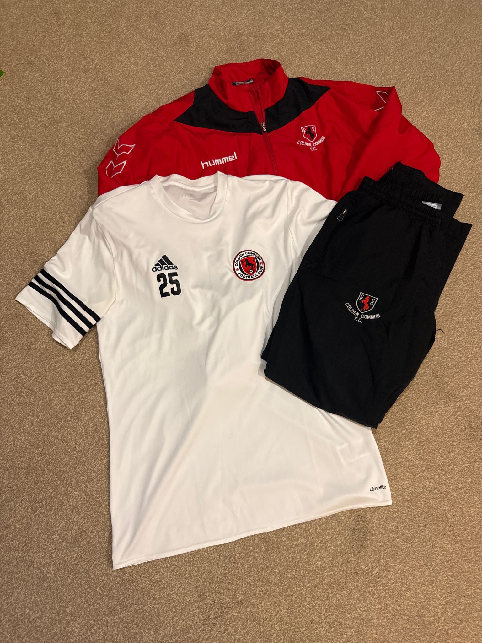 Kit Revolution Item Image
